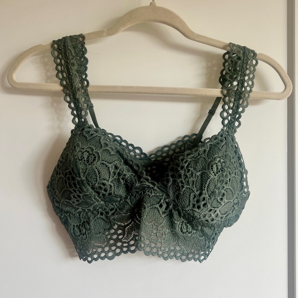 NWOT Aerie Green Lace Crochet Bralette